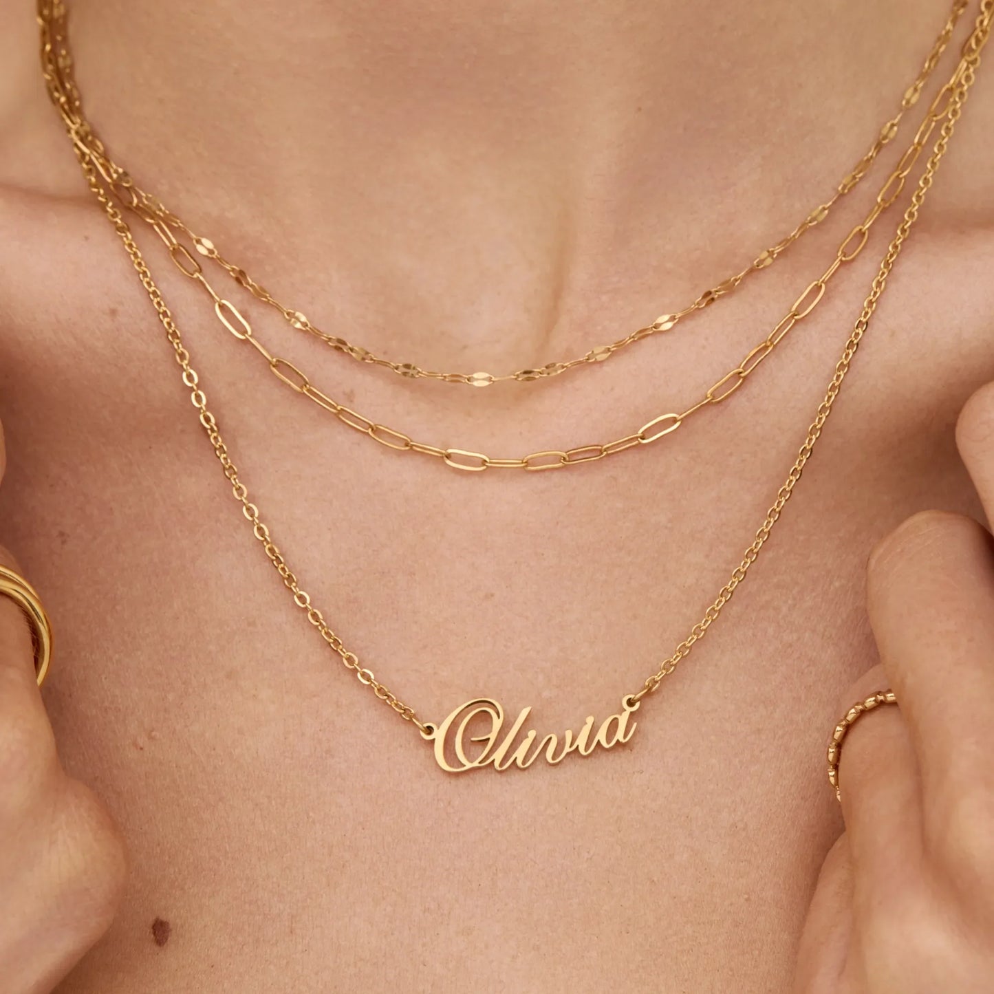 Gisel Signature Name Necklace